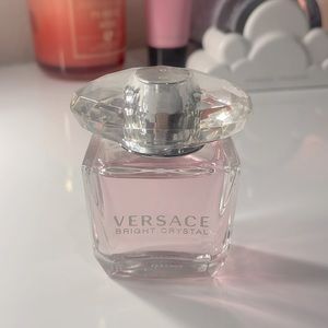 Versace bright crystal perfume🤍